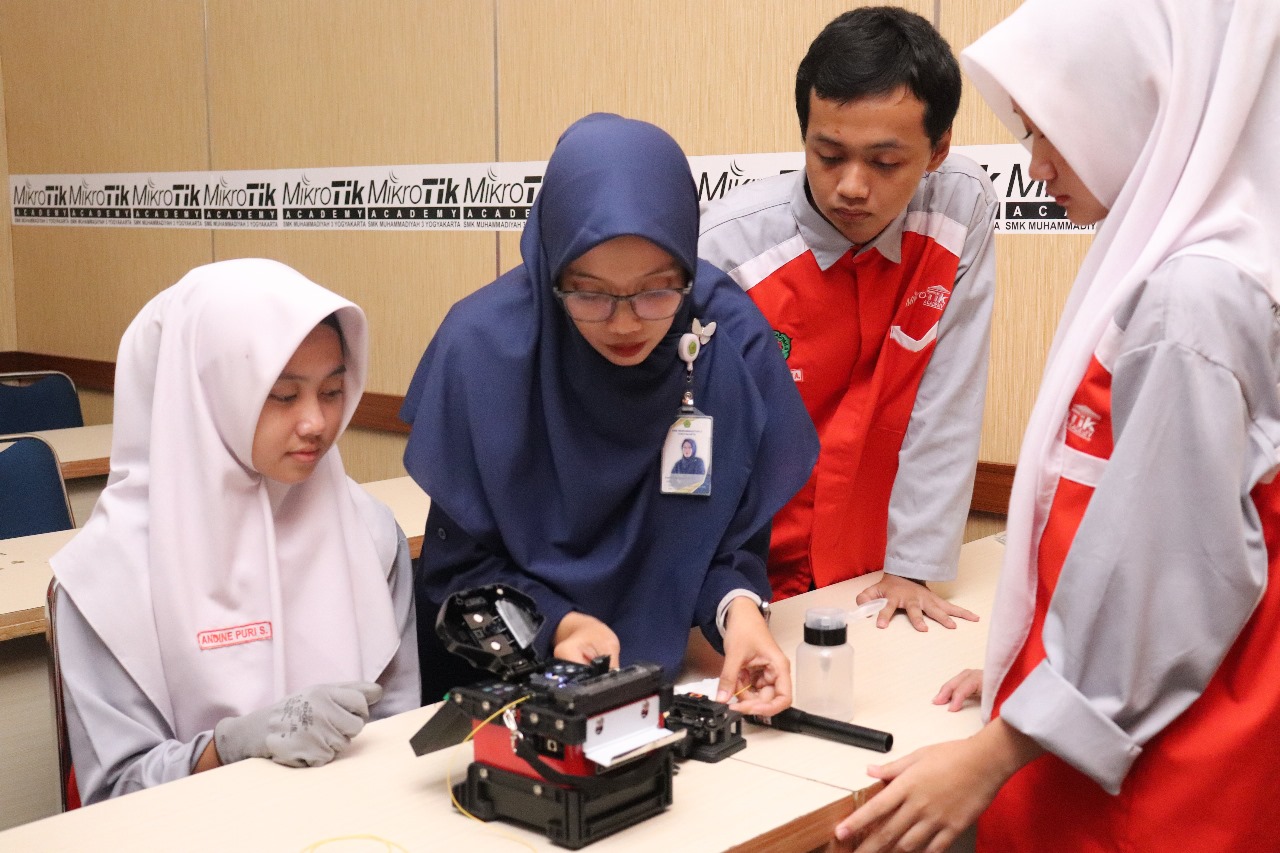 Teknik Komputer dan Jaringan