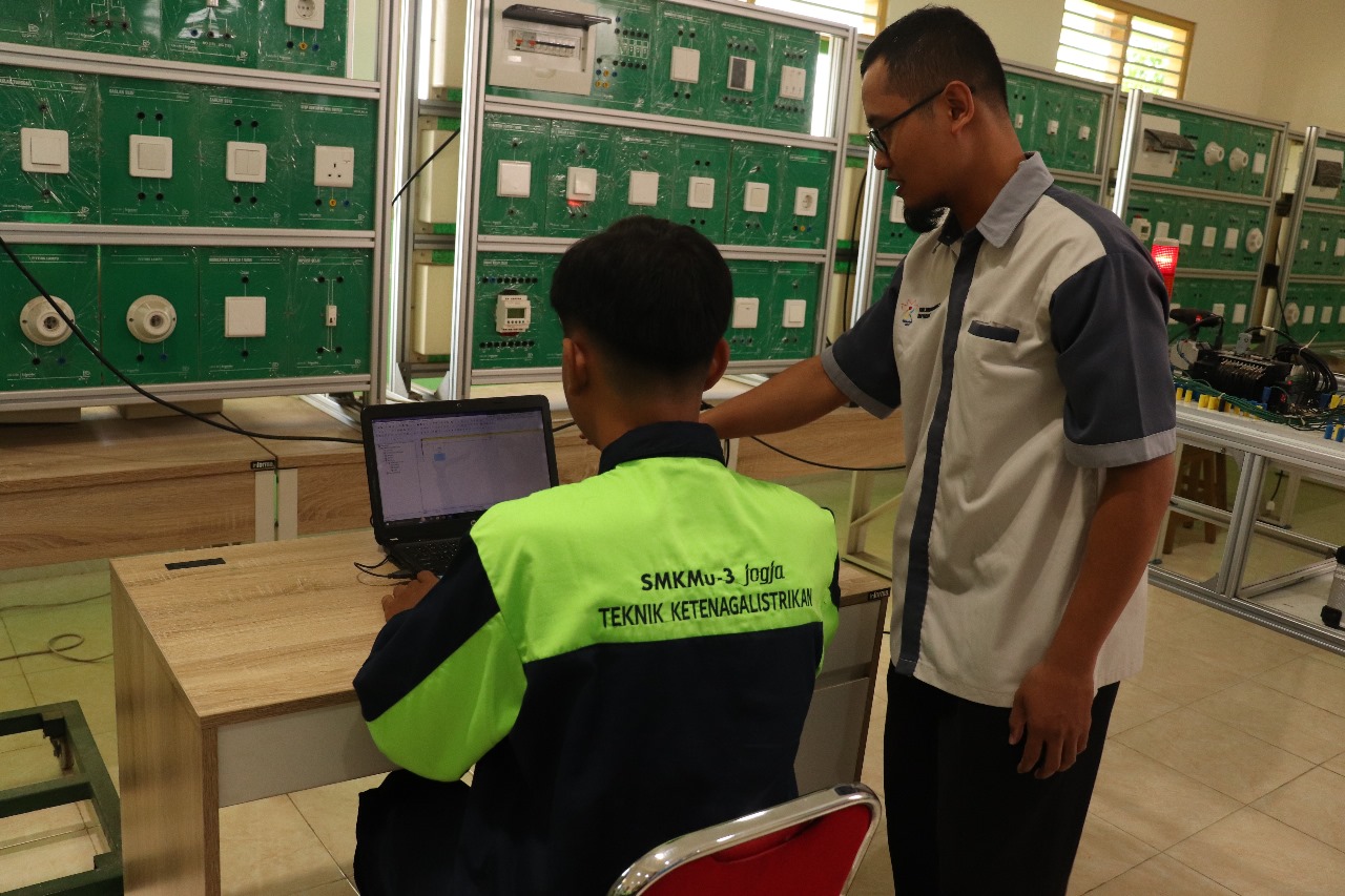 Teknik Instalasi Tenaga Listrik